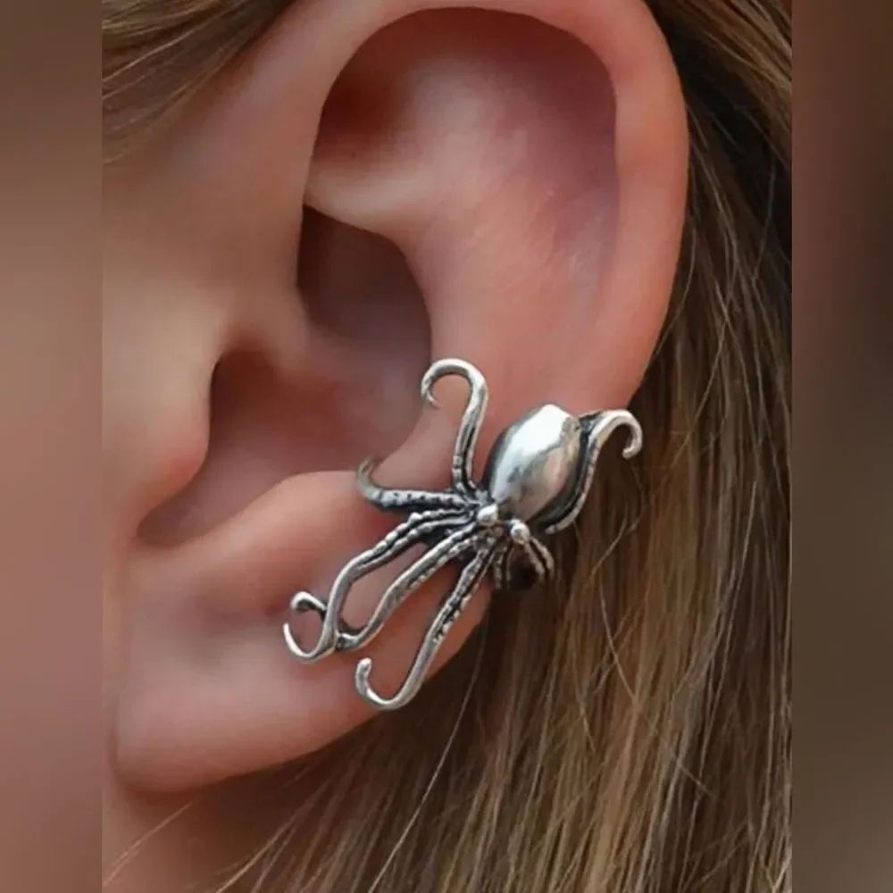 Silver Octopus Ear Cuff S1029